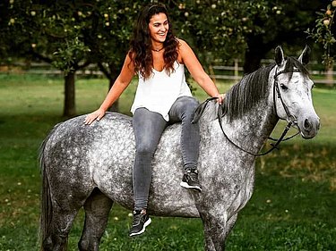Kerstin Koch mit ihrem Pferd